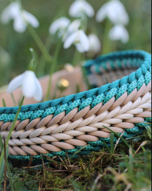 Paracordhalsband Luna