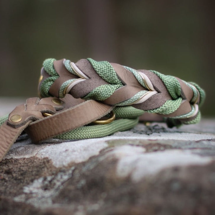 Lederhalsband Tau/Paracord
